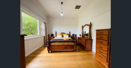 Well-Located Home in Sought-After Flora Hill - Photo 2