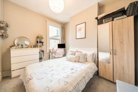 Southfield Road, W4 5LB, London - Photo 2