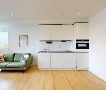 1 Bed Flat, Olympic Way, HA9 - Photo 1