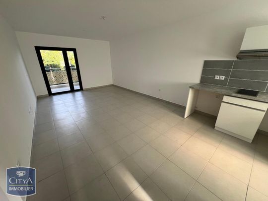 Location Appartement 3 pièces LE TAMPON 97430 - Photo 1