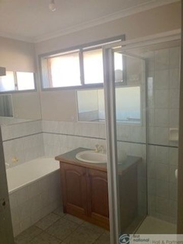 26 Euroa Avenue, Berwick - Photo 5