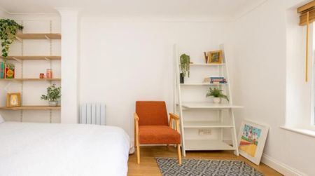 Studio Flat, Redland Road, BS6 - Photo 2