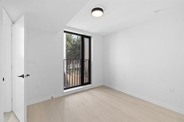 1BEDROOM IN DESIRABLE MOUNT PLEASANT - Available August 1st - Photo 1