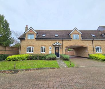 4 bedroom semi-detached house to rent - Photo 2