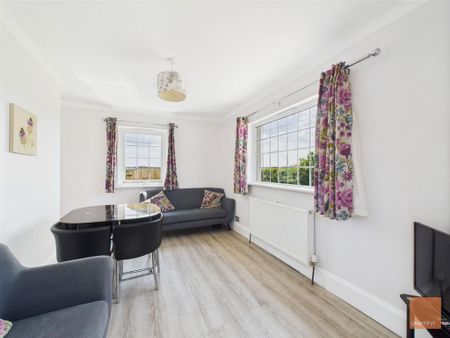 2 bedroom semi-detached bungalow to rent - Photo 2