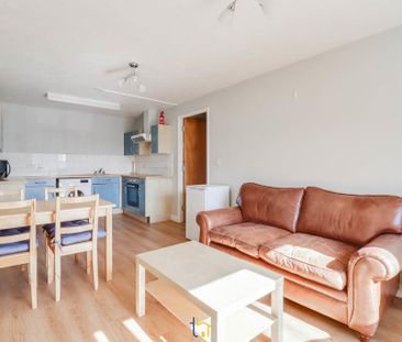 3 bedroom apartment to rent - Photo 5