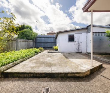 136 Cardigan Street, Stanmore NSW 2048 - House For Rent | Domain - Photo 4
