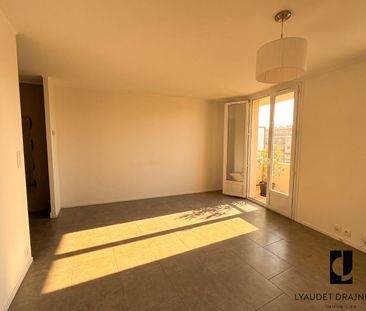 Location Appartement 3 pièces 60m² - Photo 2