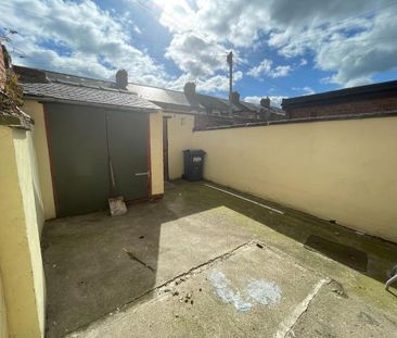 2 bedroom terraced house to rent - Photo 6