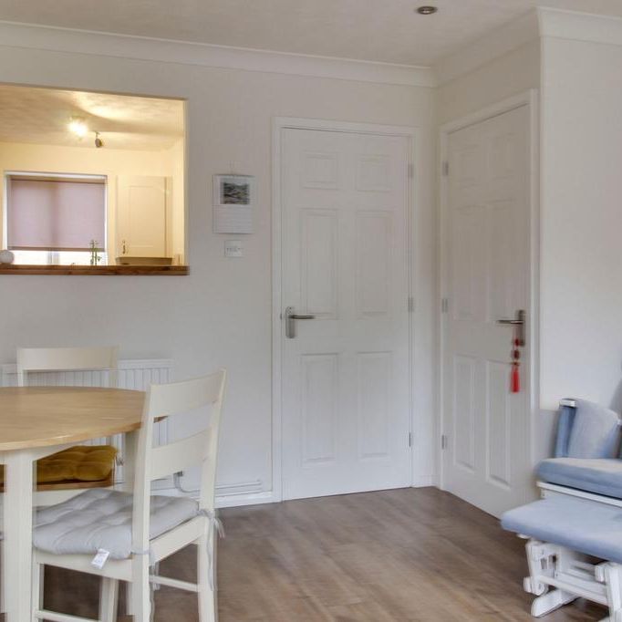 2 bedroom terraced house to rent - Photo 1