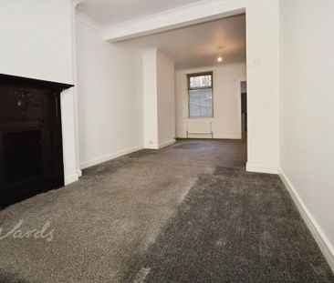 2 bedroom end of terrace house to rent - Photo 6
