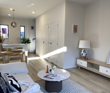 15 Paetai Lane, Te Atatu Peninsula - Photo 1