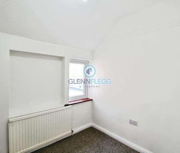 Norfolk Avenue, Slough, SL1 - Photo 3