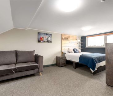 OX Living is proud to present this high-quality 7-bedroom co-living... - Photo 3