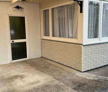 Location Location - Photo 5