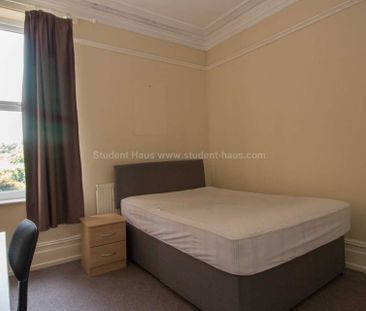 Bolton Road, Salford - Photo 5