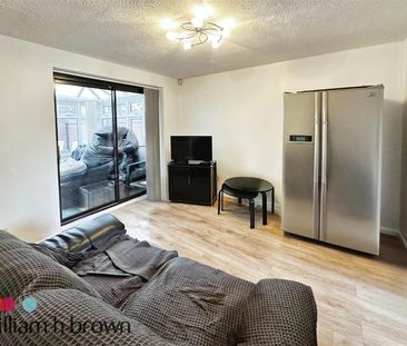 Ark Avenue, Grays - Photo 5