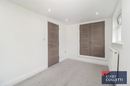 1 bedroom barn conversion to rent - Photo 2