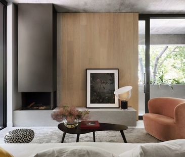 Exciting Executive Style Living - Photo 1