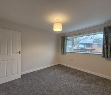 3 bedroom semi-detached house to rent - Photo 3