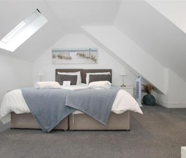 3 bedroom terraced house to rent - Photo 4