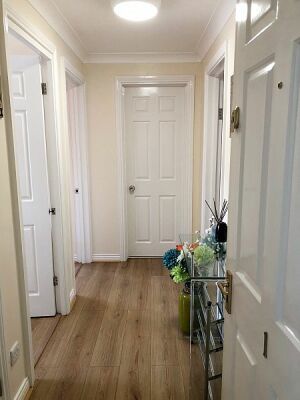 1 Postern Close - Photo 5