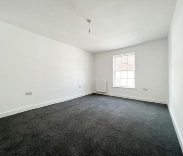 2 bedroom maisonette to rent - Photo 3