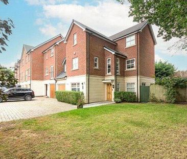 4 bedroom terraced house to rent - Photo 4