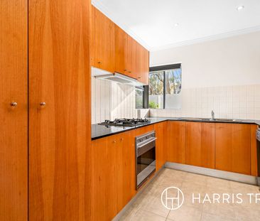 Modern Split-Level Townhouse in the Heart of Crows Nest - Photo 3