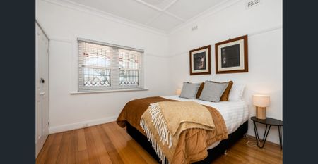 FULLY FURNISHED - CONTACT AGENT FOR AVAILABILITY - Photo 3