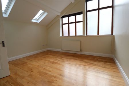 Bendigo Wharf, Pier Road, Greenhithe, DA9 9NS - Photo 4