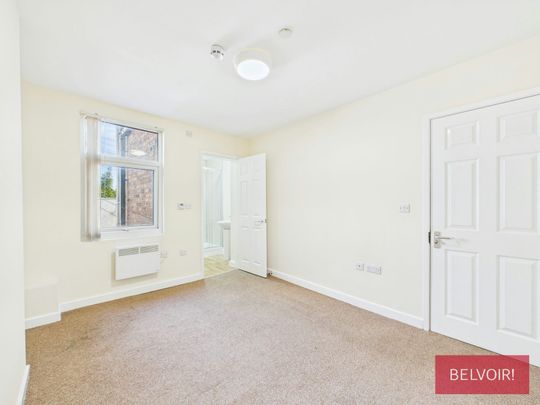 House share to rent on - Photo 1