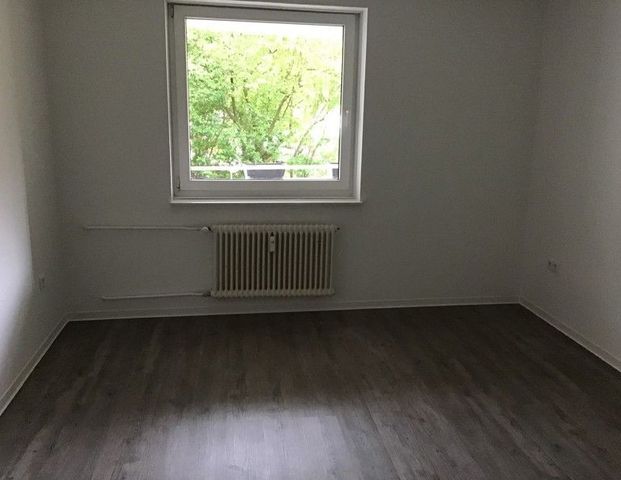 Renovierte Wohnung mit bodengleicher Dusche und Balkon - Photo 1