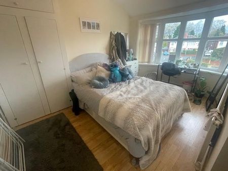 5 bedroom private hall to rent - Photo 4