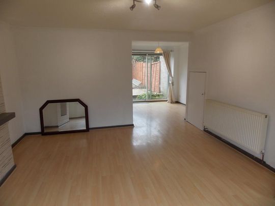 3 bedroom terraced house to rent - Photo 1