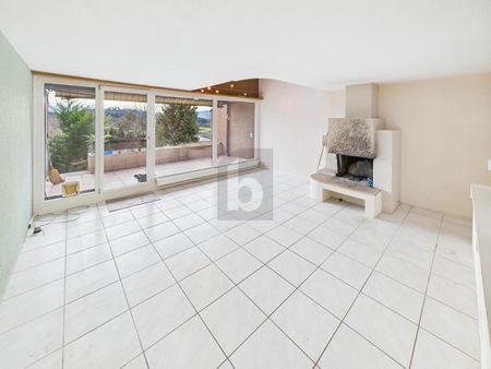 TOP VIEW WITH LOTS OF PRIVACY - Photo 2