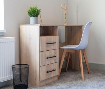 1 bedroom in a house share to rent - Photo 6