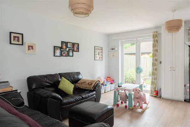 2 bedroom house to rent - Photo 1