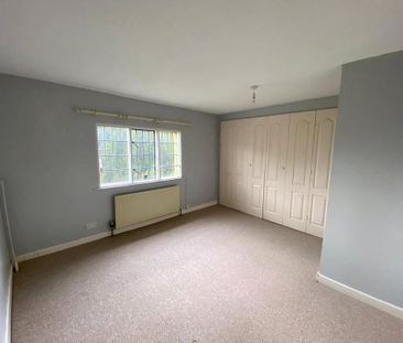 6 bedroom detached house to rent - Photo 3