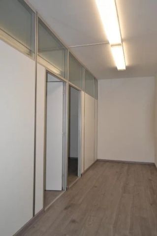 Moderne Bürofläche direkt am Hildener Kreuz - im Erkrather Ortsteil Unterfeldhaus - Photo 3