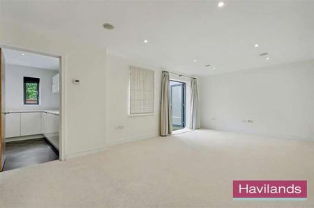 Henrietta Gardens, N21 - Photo 2