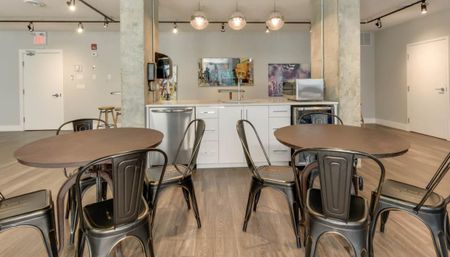 Vibe Lofts - Photo 3