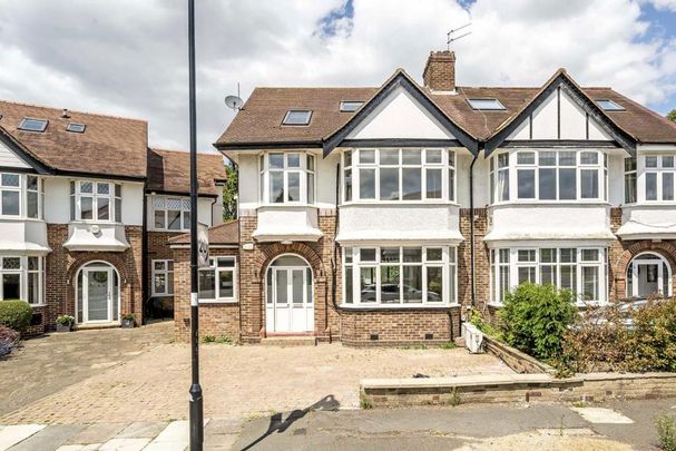 5 bedroom flat to rent - Photo 1