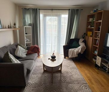 1 bedroom in a flat share to rent - Photo 1