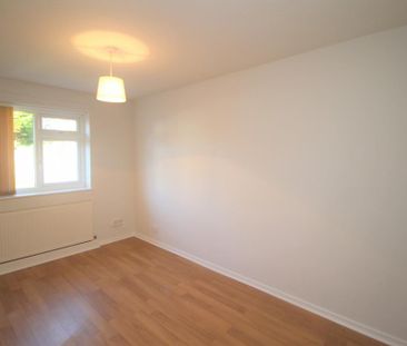 2 bedroom bungalow to rent - Photo 1