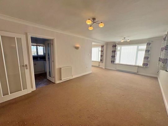 2 bedroom detached bungalow to rent - Photo 1