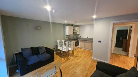 2 bedroom apartment to rent - Photo 3