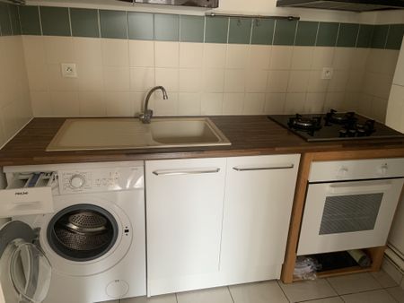 Location Appartement 2 pièces 43m² BAYEUX 14400 - Photo 3