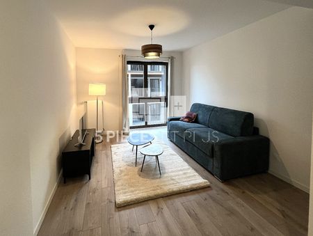 Location Appartement 1 pièce 34m² NANTERRE 92000 - Photo 2