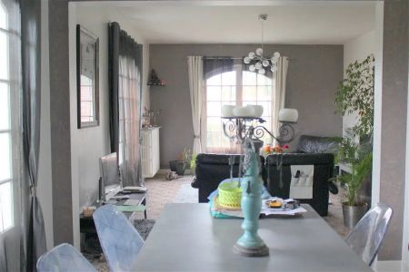 Location appartement 4 pièces - 106m² à Villenave d ornon (33140) - Photo 4